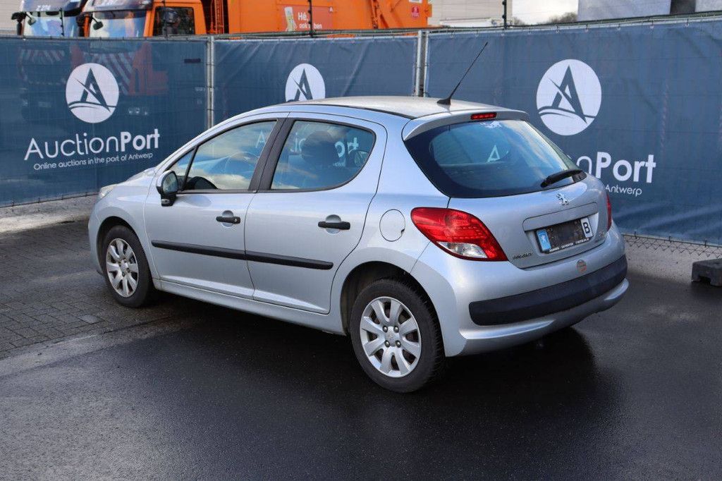 Pkw Peugeot 207 Benzin 73 PS 2009 (Margin)