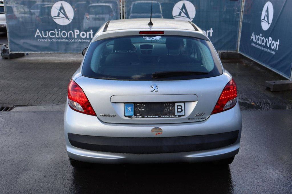 Pkw Peugeot 207 Benzin 73 PS 2009 (Margin)