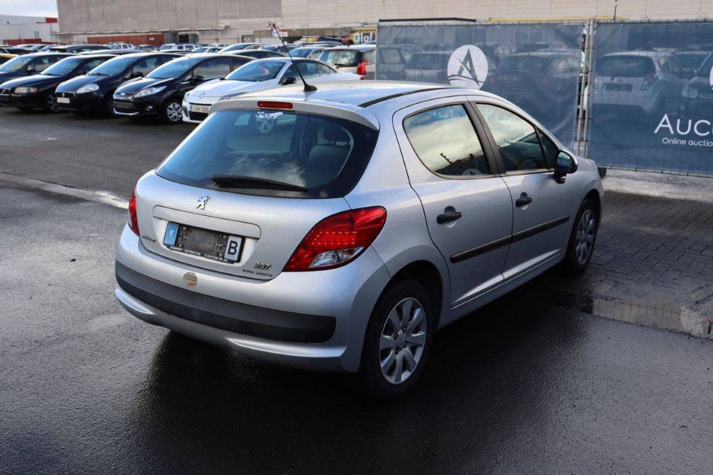 Pkw Peugeot 207 Benzin 73 PS 2009 (Margin)
