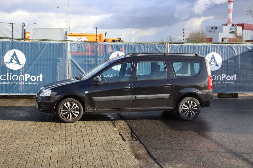 Pkw Dacia Logan Benzin 85 PS 2011 (Margin)