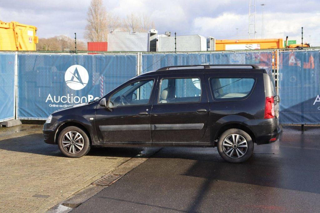 Pkw Dacia Logan Benzin 85 PS 2011 (Margin)