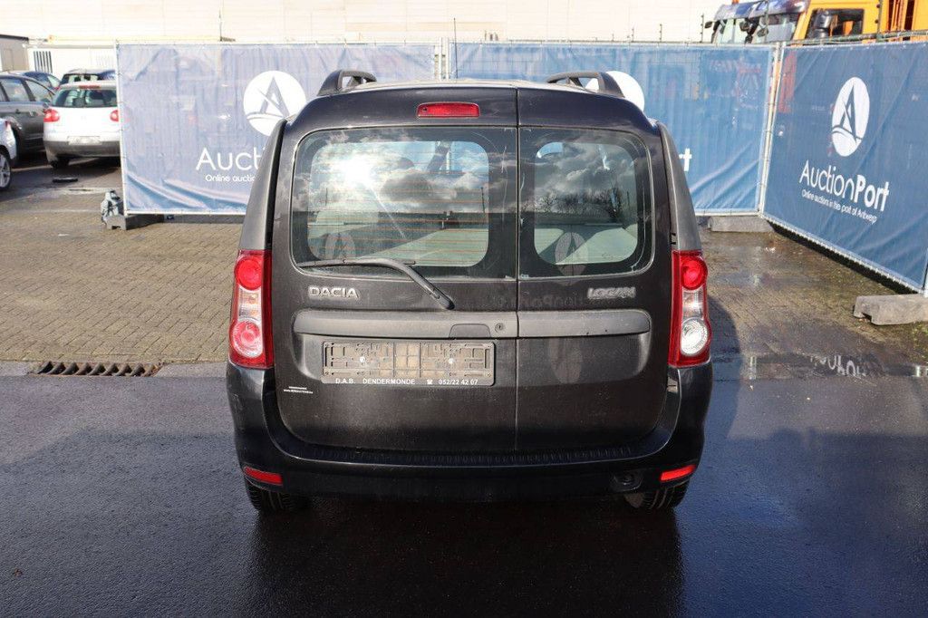Pkw Dacia Logan Benzin 85 PS 2011 (Margin)