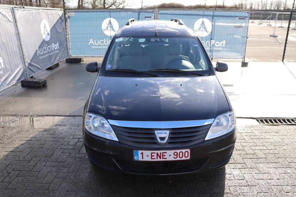 Pkw Dacia Logan Benzin 85 PS 2011 (Margin)