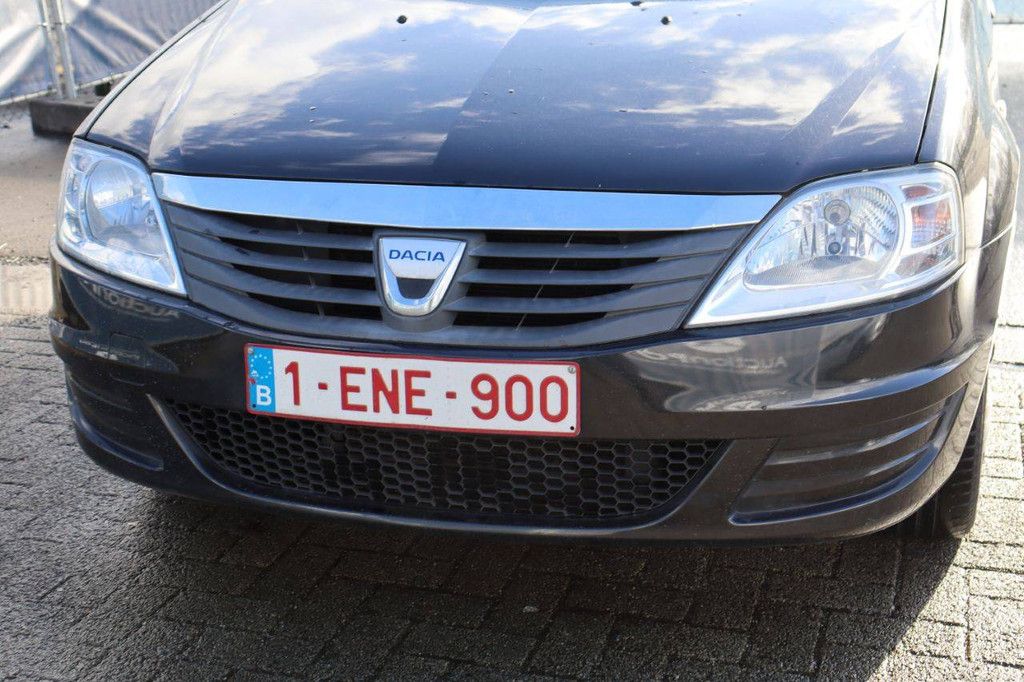 Pkw Dacia Logan Benzin 85 PS 2011 (Margin)