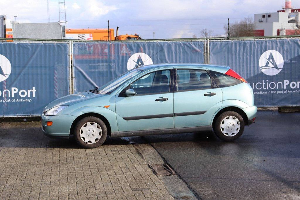 Pkw Ford Focus Benzin 80 PS 2000 (Marge)