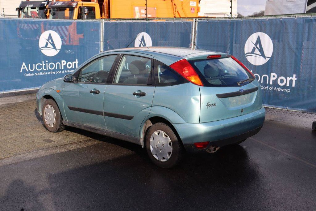 Pkw Ford Focus Benzin 80 PS 2000 (Marge)