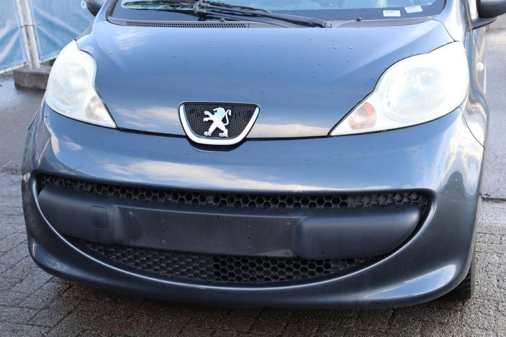 Pkw Peugeot 107 Benzin 68 PS 2006 (Margin)