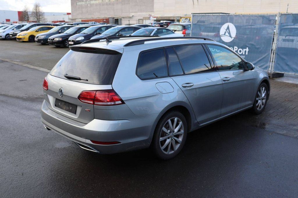 Passenger car Volkswagen Golf Petrol 150 hp (Margin)