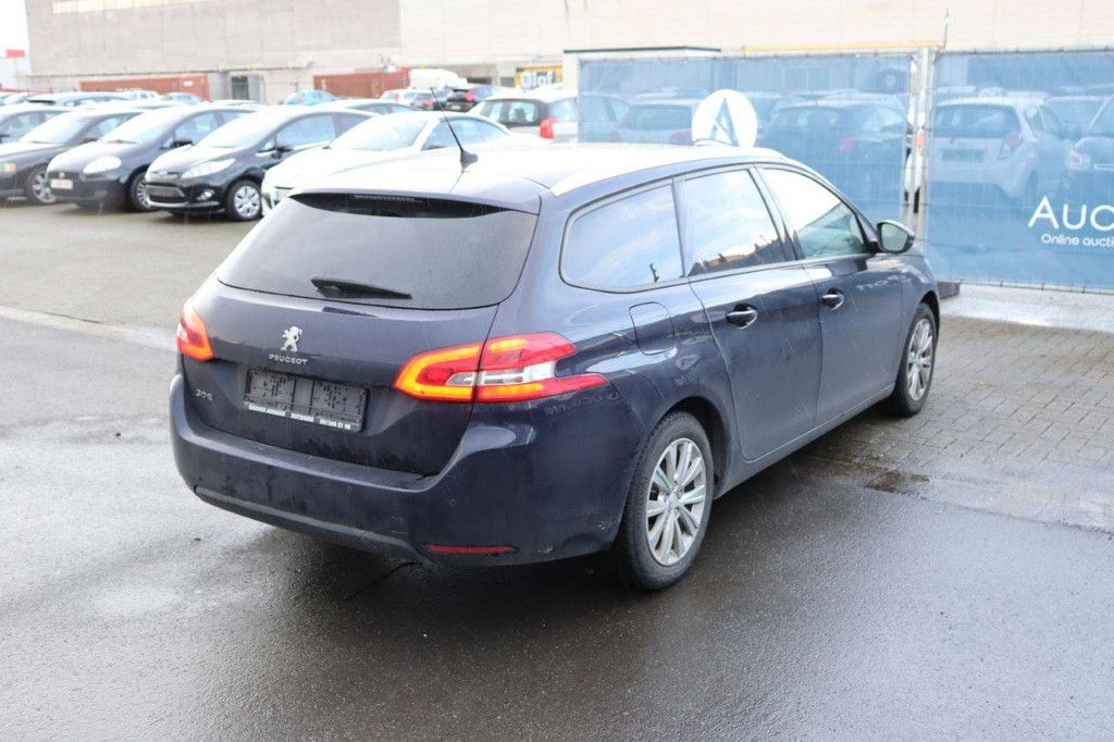 Pkw Peugeot 308 Benzin 110 PS 2016 (Margin)