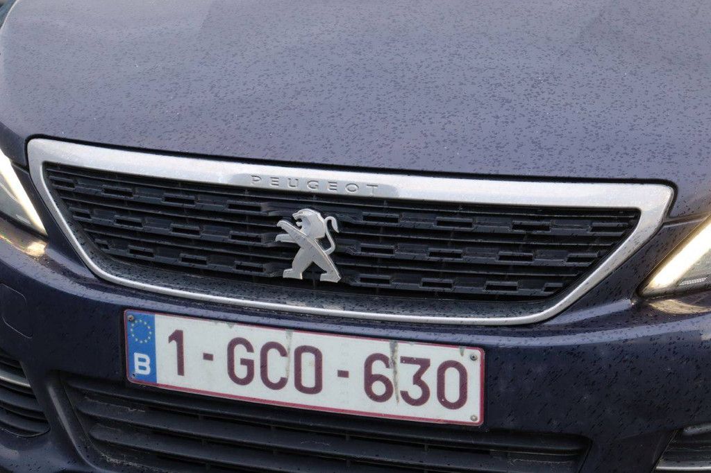 Pkw Peugeot 308 Benzin 110 PS 2016 (Margin)