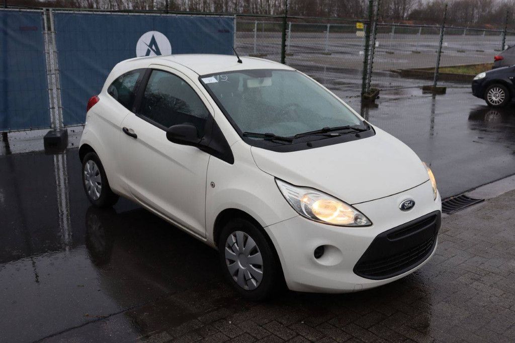 Pkw Ford KA Benzin 69 PS 2011 (Marge)