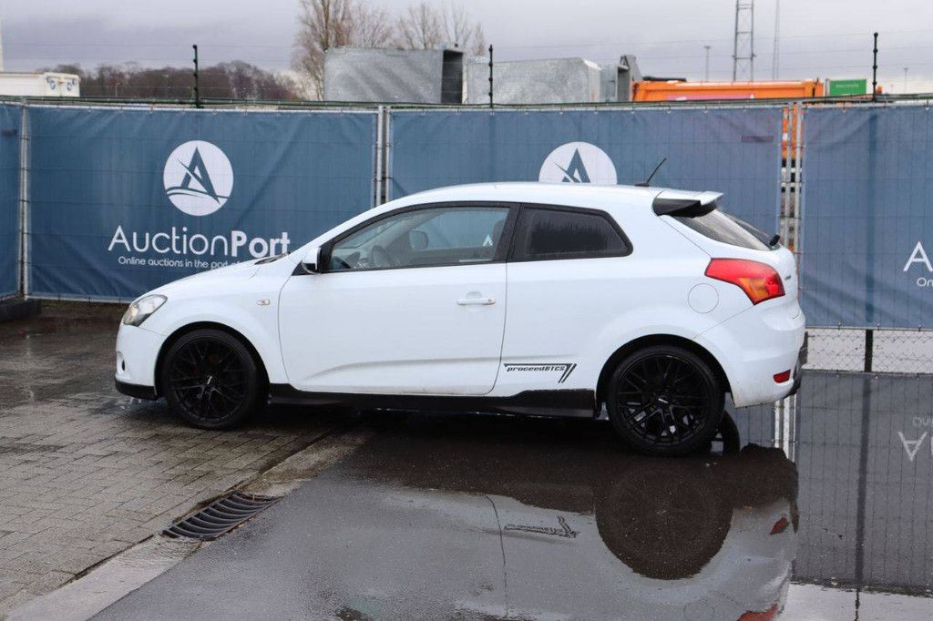 Pkw Kia Ceed Diesel 90 PS 2010 (Marge)