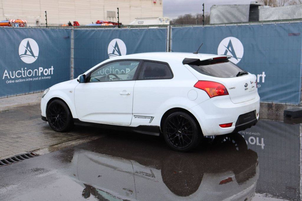 Pkw Kia Ceed Diesel 90 PS 2010 (Marge)