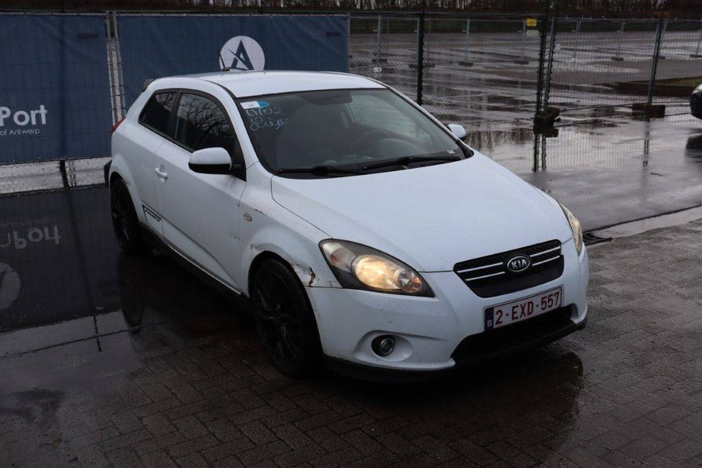 Pkw Kia Ceed Diesel 90 PS 2010 (Marge)