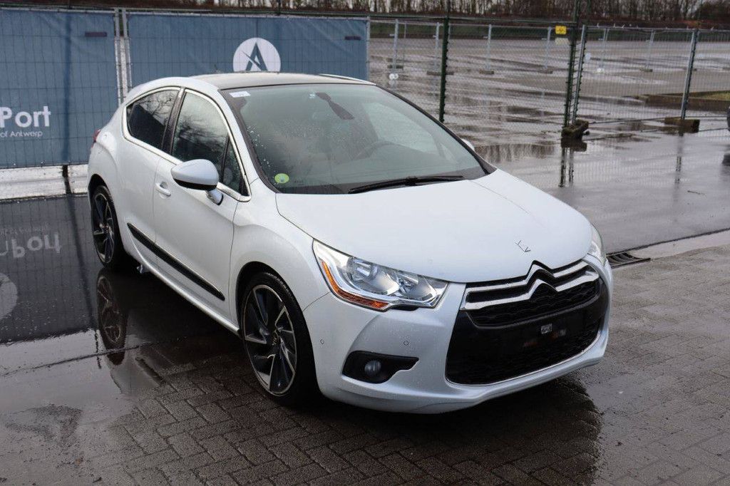 Passenger car Citroën Ds4 Diesel 136hp 2013 (Margin)