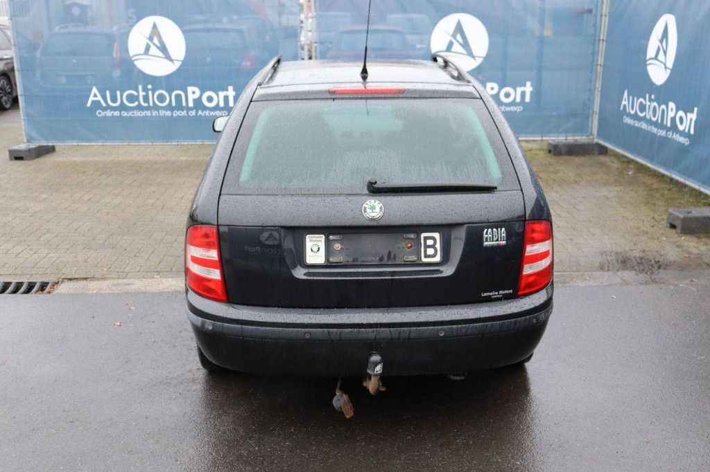 Pkw Skoda Fabia Benzin 80 PS 2007 (Margin)