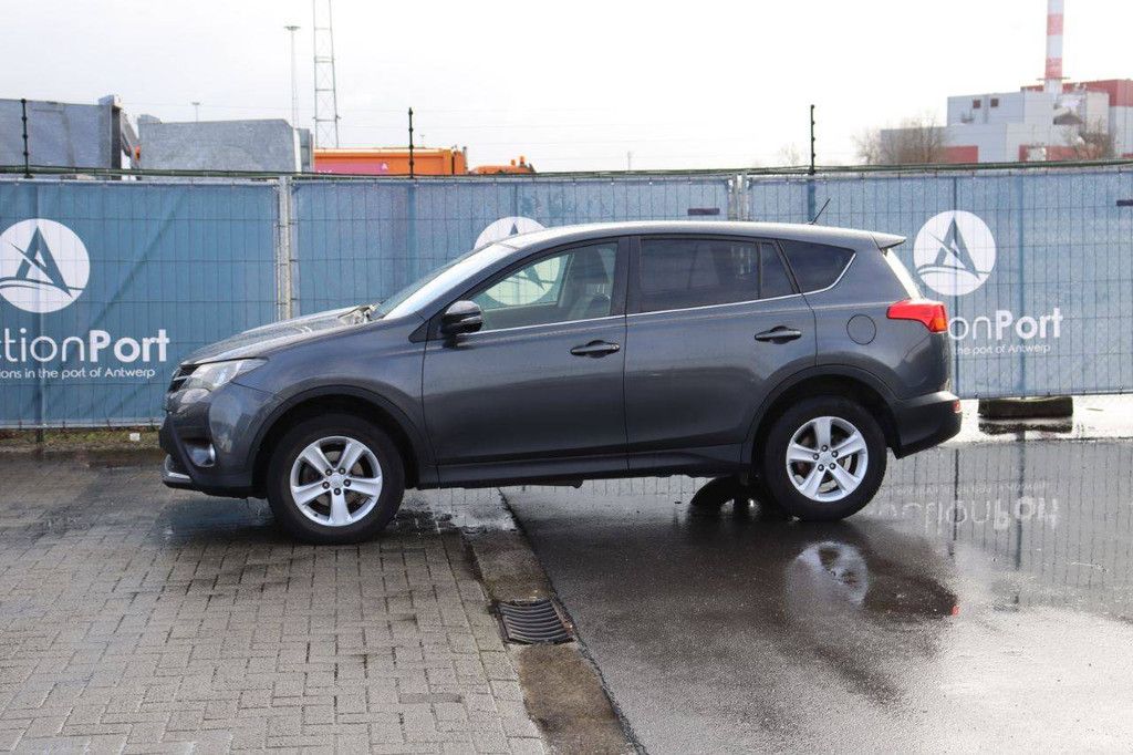 SUV Toyota RAV4 Diesel 124 PS 2013 (Marge)