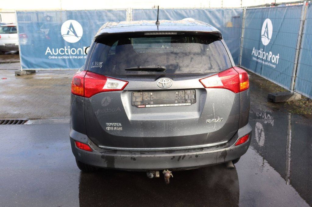 SUV Toyota RAV4 Diesel 124 PS 2013 (Marge)