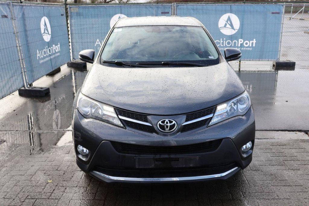 SUV Toyota RAV4 Diesel 124 PS 2013 (Marge)
