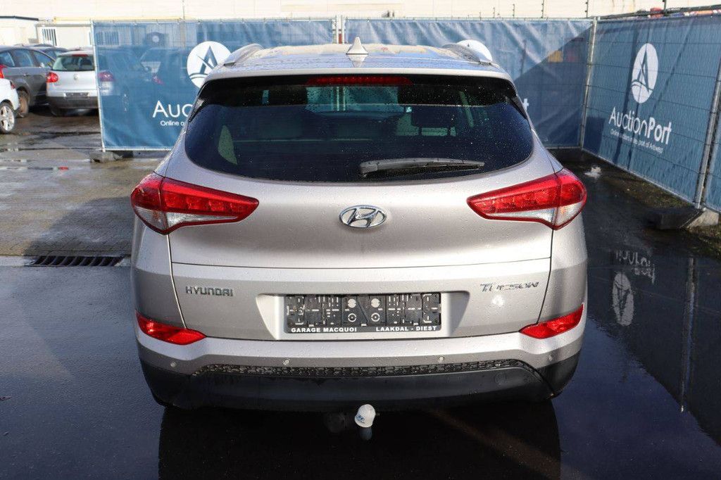 SUV Hyundai Tucson Diesel 115hp 2016 (Margin)