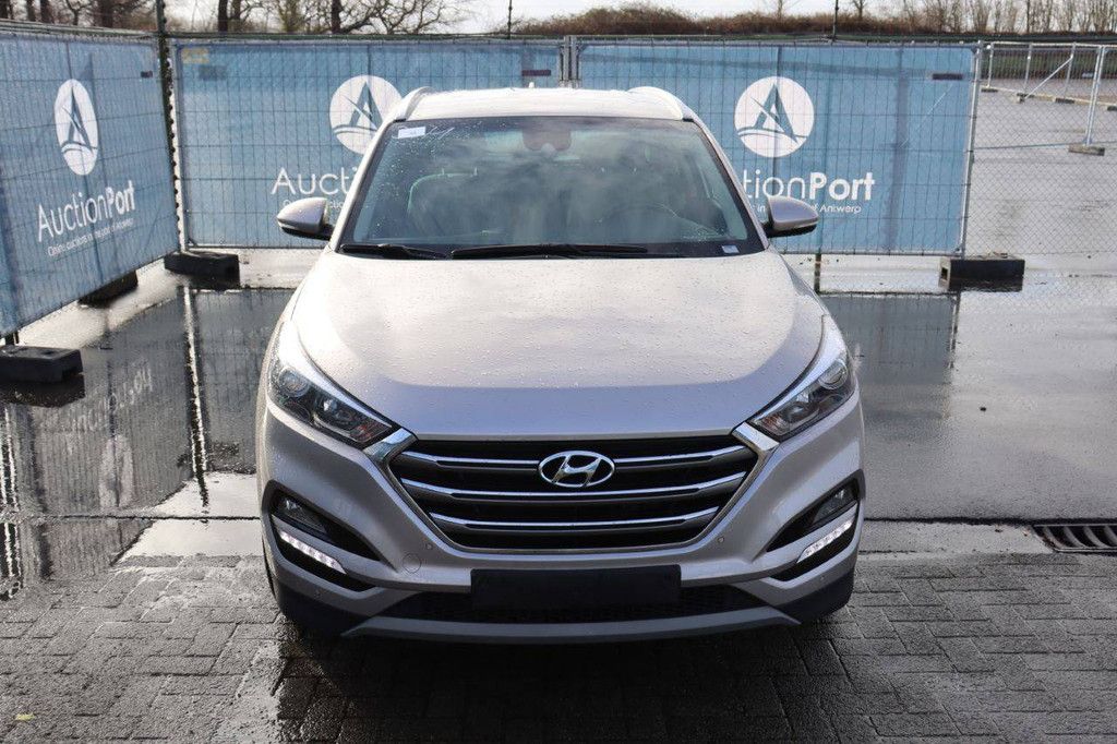SUV Hyundai Tucson Diesel 115hp 2016 (Margin)