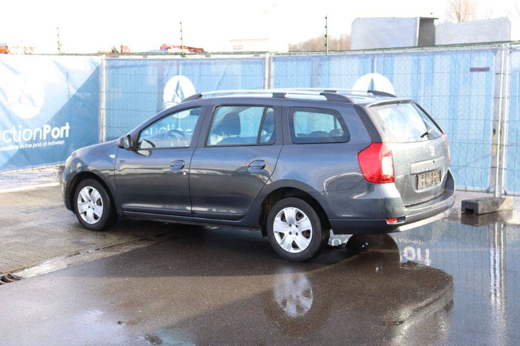 Passenger car Dacia Logan Petrol 90 hp 2017 (Margin)