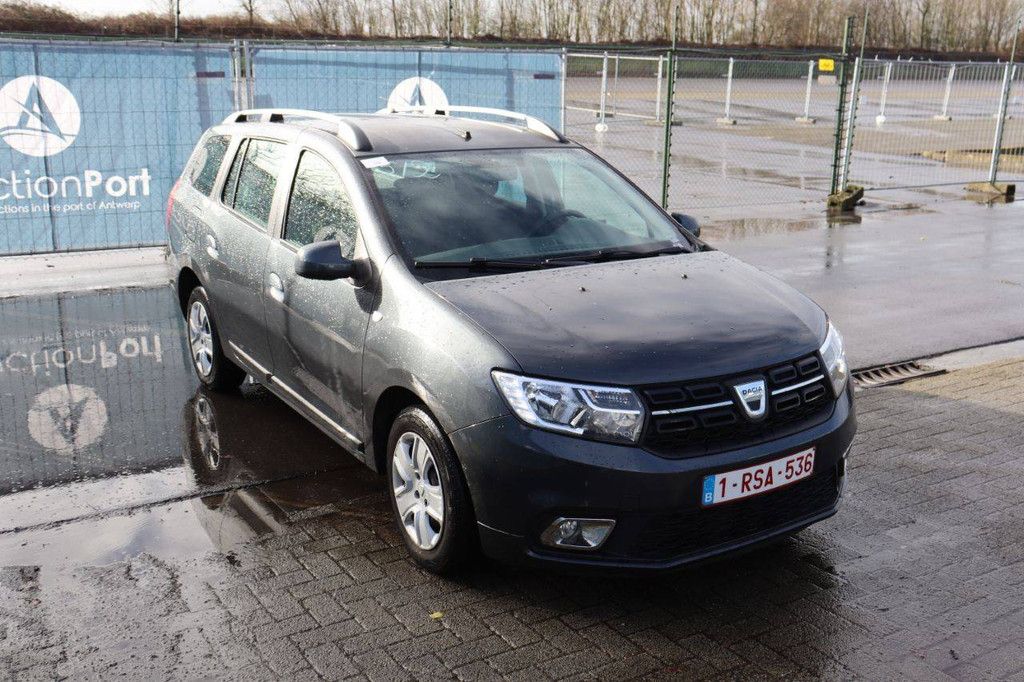 Passenger car Dacia Logan Petrol 90 hp 2017 (Margin)