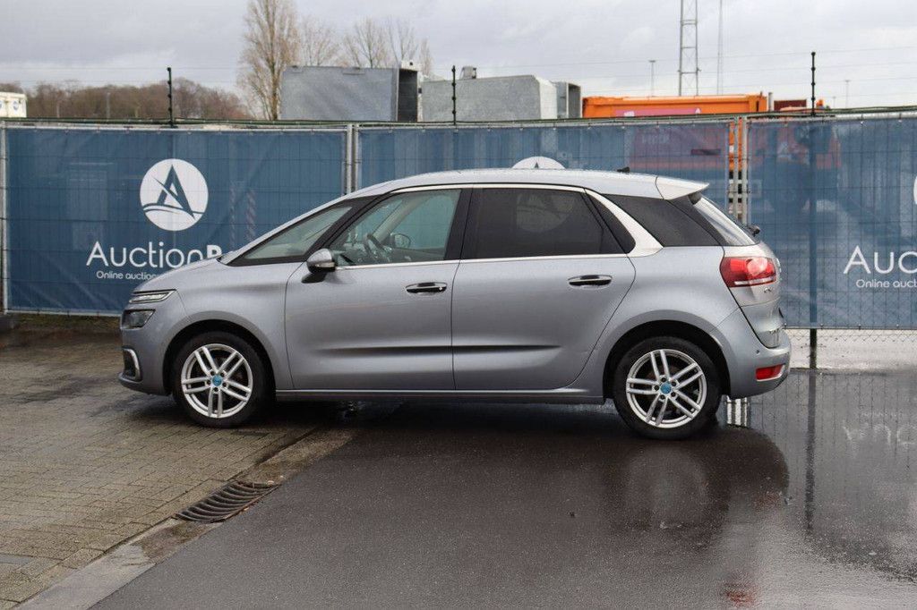 Passenger car Citroën C4 Diesel 120 hp 2016 (Margin)