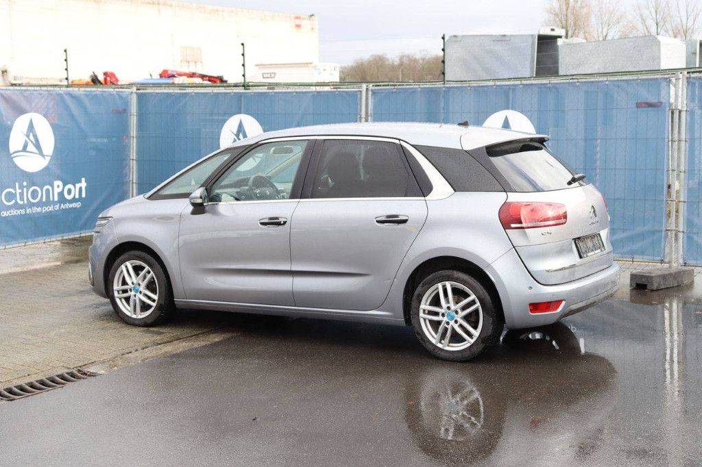 Passenger car Citroën C4 Diesel 120 hp 2016 (Margin)