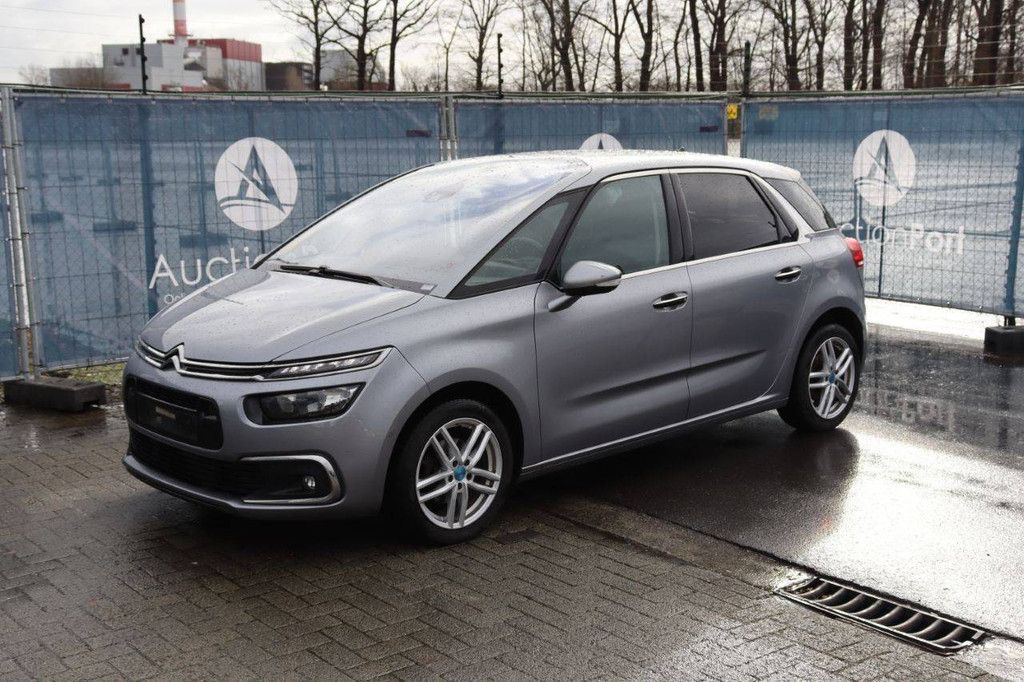 Passenger car Citroën C4 Diesel 120 hp 2016 (Margin)