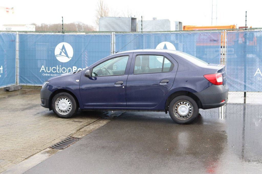 Pkw Dacia Logan Benzin 75 PS 2015 (Marge)