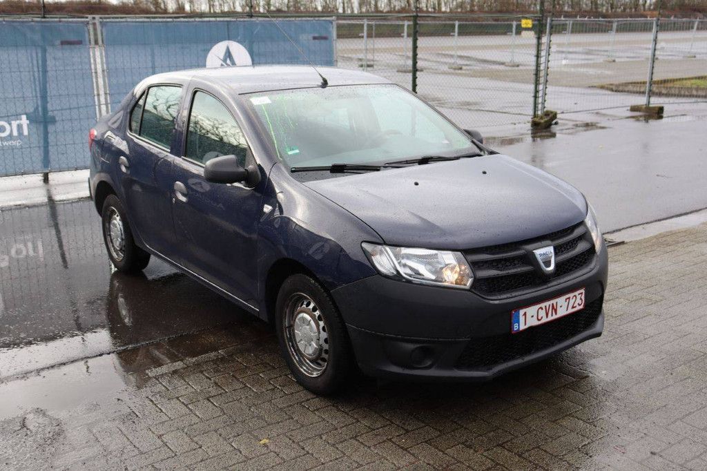 Pkw Dacia Logan Benzin 75 PS 2015 (Marge)