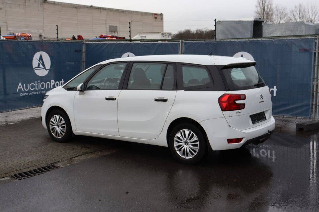 Passenger car Citroën C4 Petrol 130 hp 2016 (Margin)