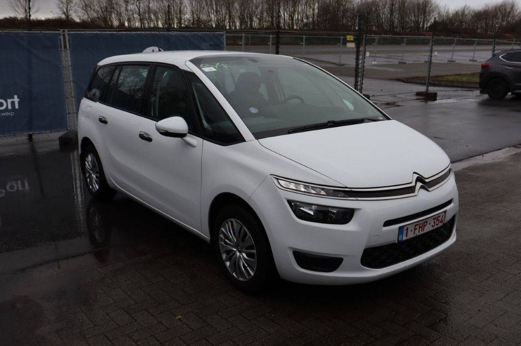 Passenger car Citroën C4 Petrol 130 hp 2016 (Margin)