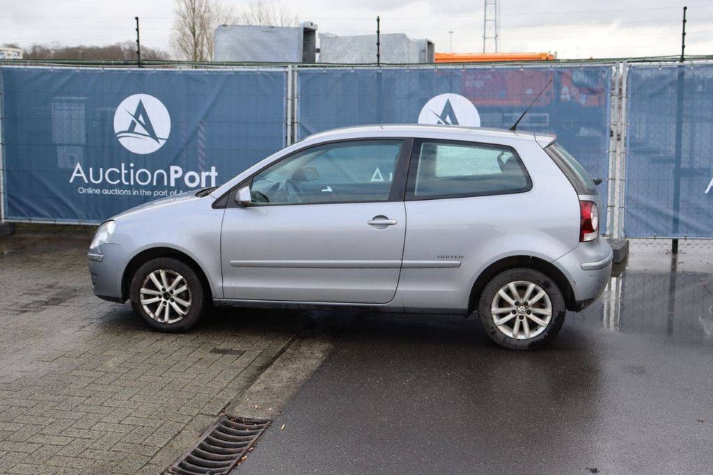 Passenger car Volkswagen Polo Petrol 60 hp 2008 (Margin)