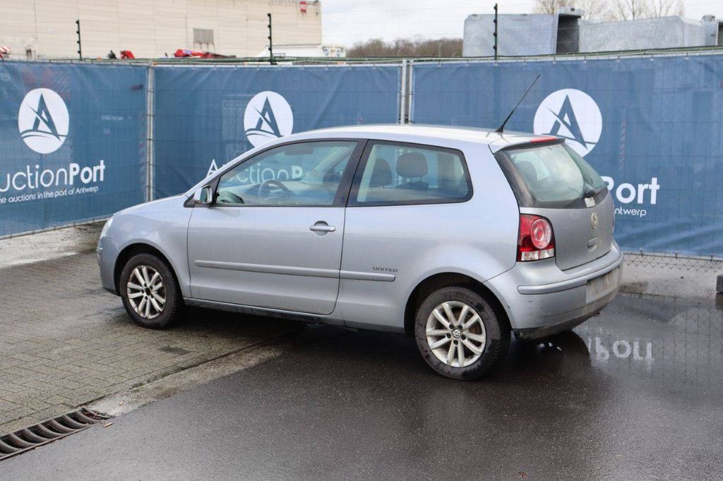 Passenger car Volkswagen Polo Petrol 60 hp 2008 (Margin)