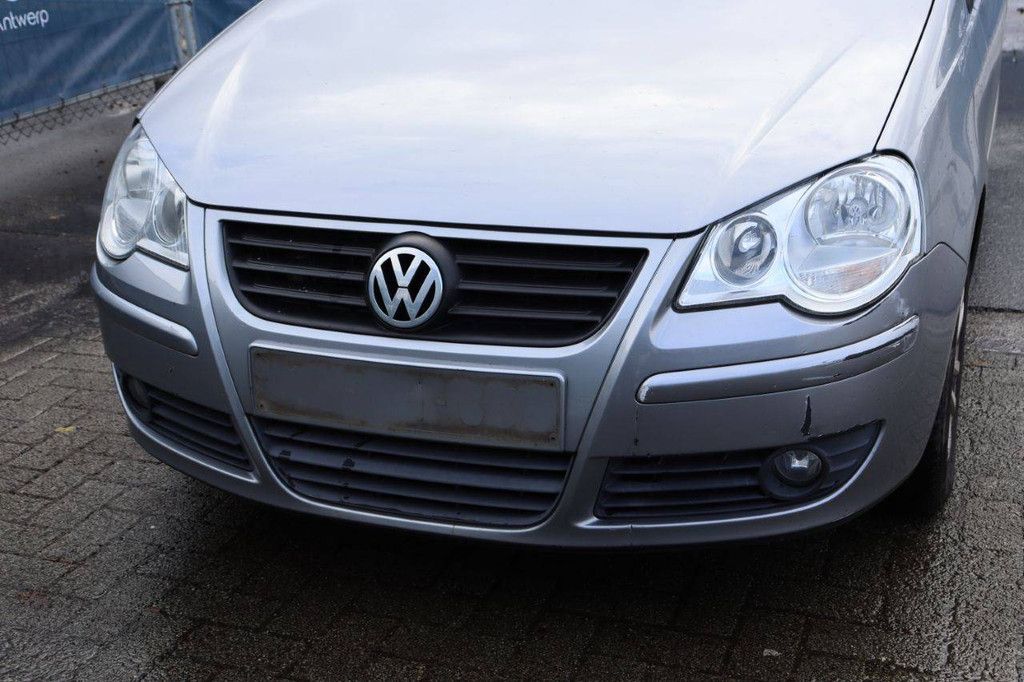 Passenger car Volkswagen Polo Petrol 60 hp 2008 (Margin)