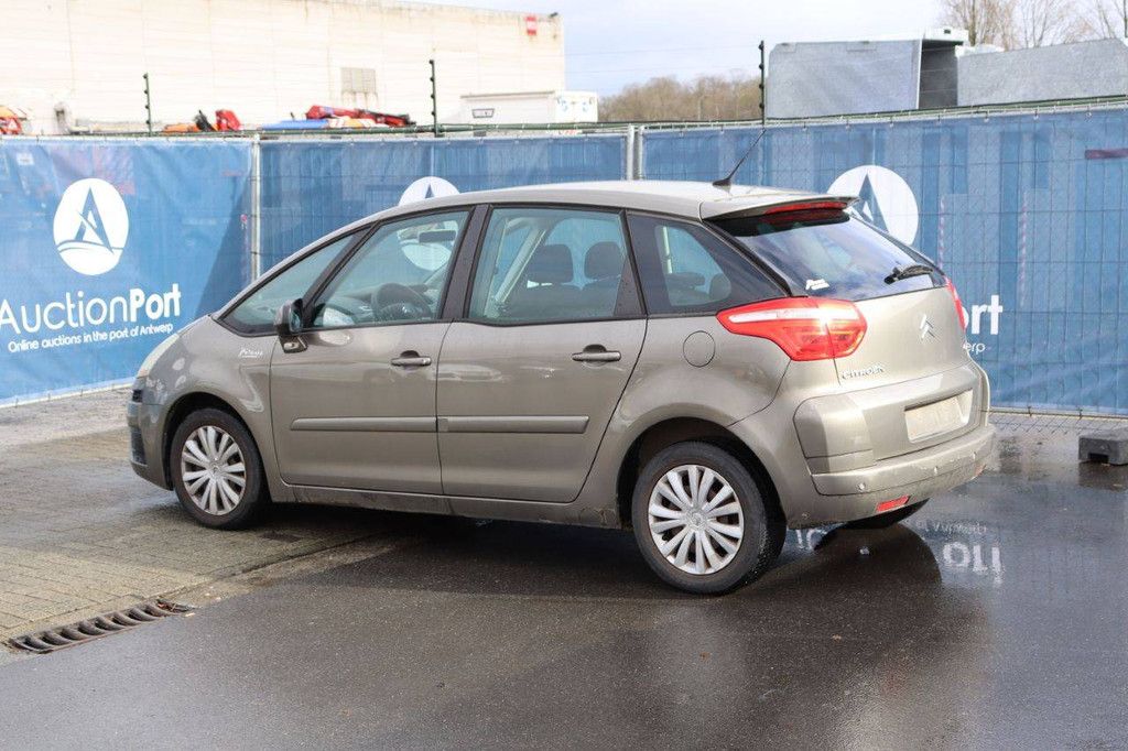 Passenger car Citroën C4 Diesel 110 hp 2008 (Margin)