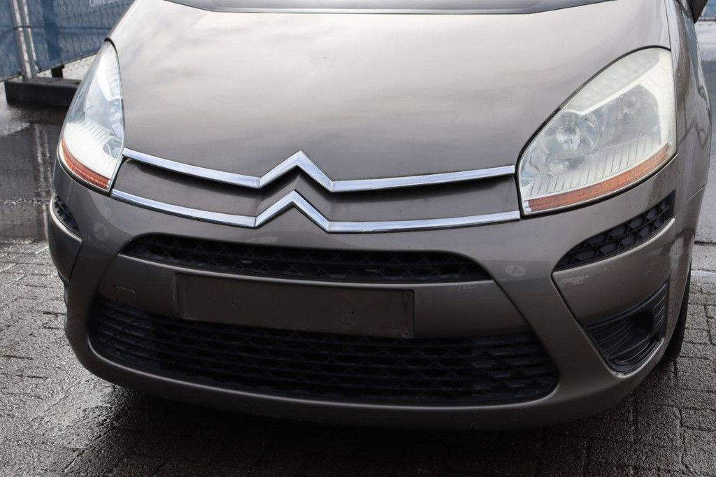 Passenger car Citroën C4 Diesel 110 hp 2008 (Margin)