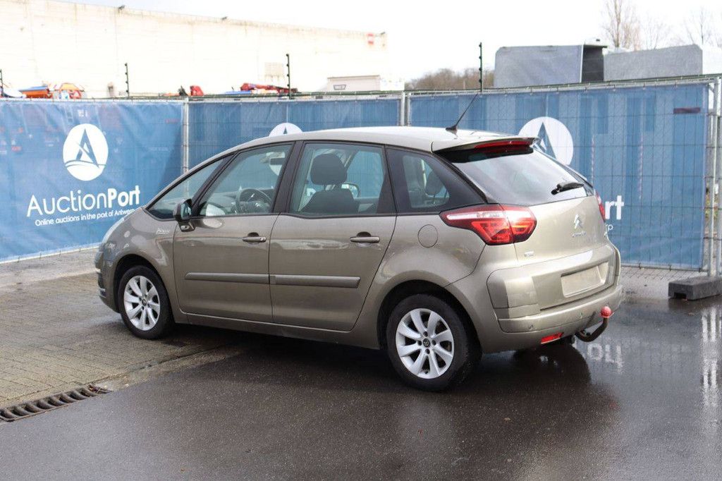 Passenger car Citroën C4 Diesel 112 hp 2013 (Margin)