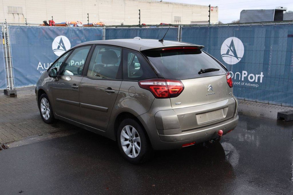 Passenger car Citroën C4 Diesel 112 hp 2013 (Margin)