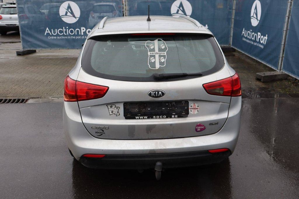 Passenger car Kia Ceed Diesel 90 hp 2013 (Margin)