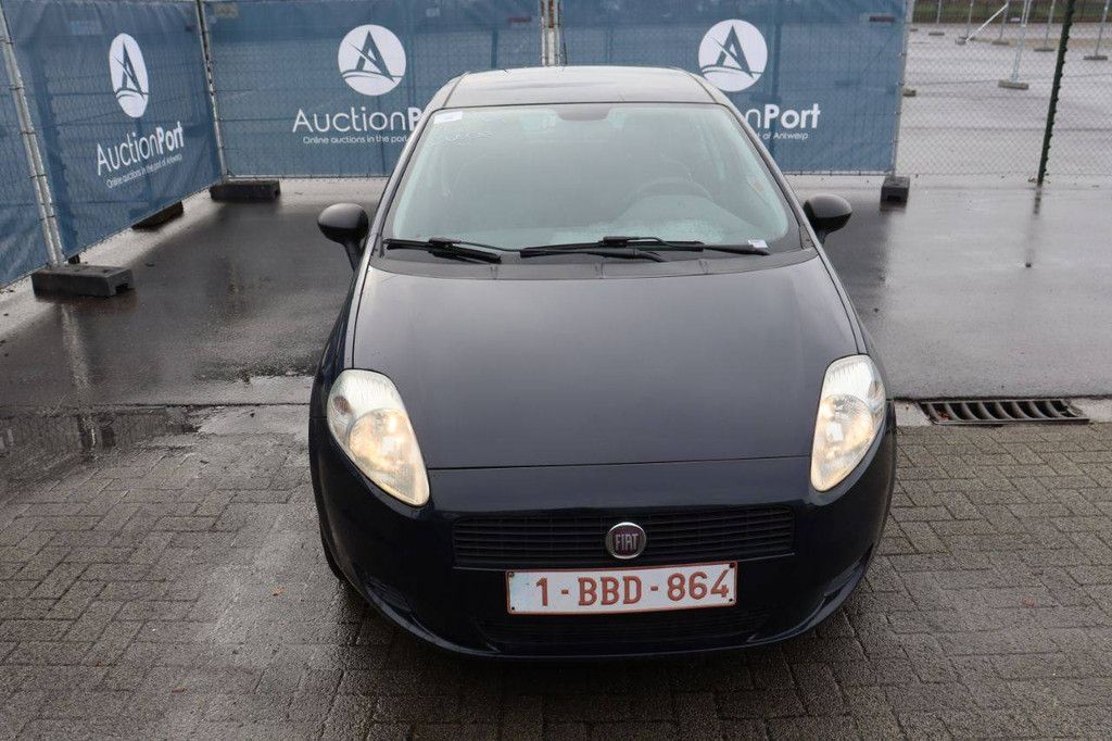 Pkw Fiat Punto Diesel 85 PS 2011 (Marge)