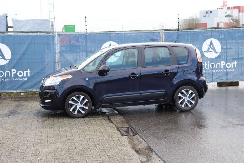 Passenger car Citroën C3 Petrol 95 hp 2013 (Margin)