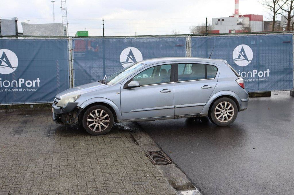 Pkw Opel Astra Diesel 70 PS 2004 (Margin)