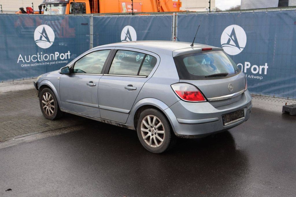 Pkw Opel Astra Diesel 70 PS 2004 (Margin)