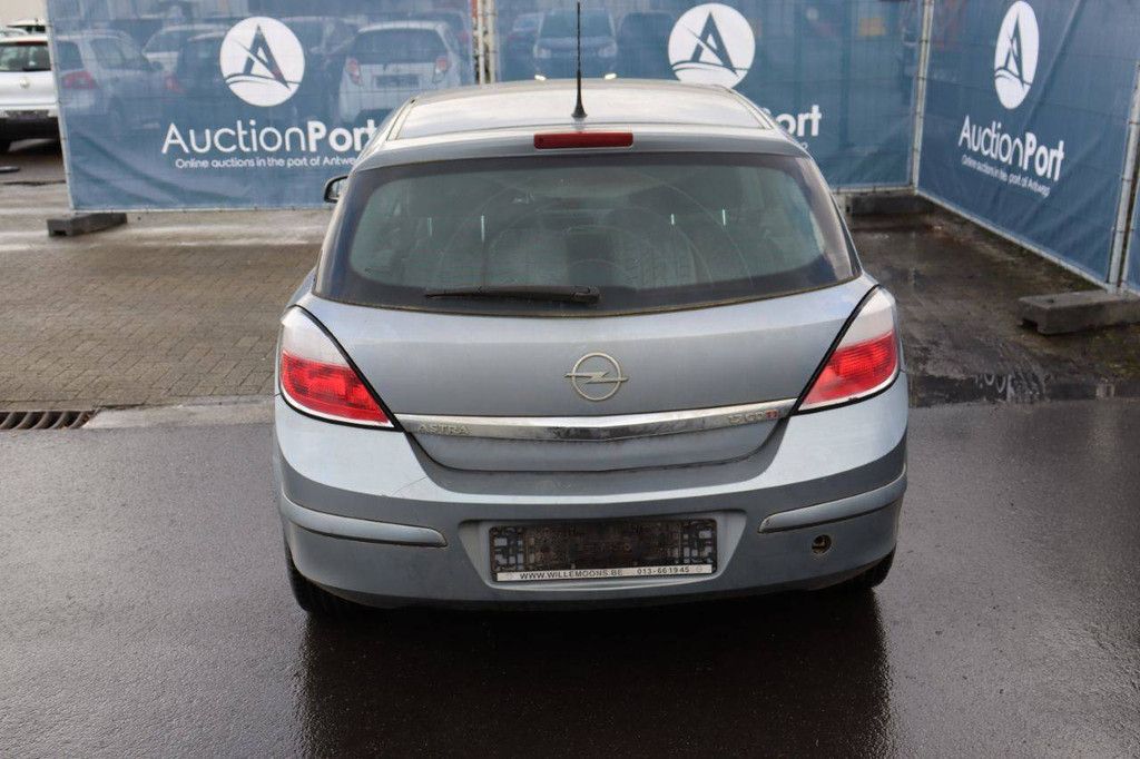 Pkw Opel Astra Diesel 70 PS 2004 (Margin)
