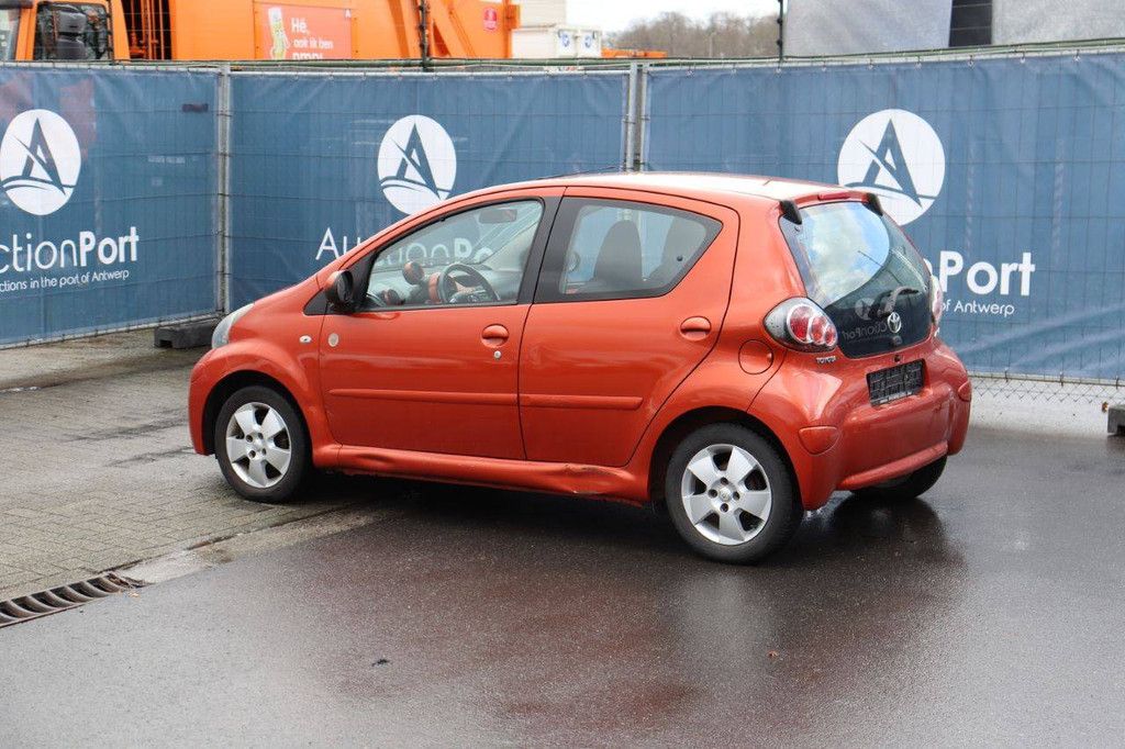 Passenger car Toyota Aygo Petrol 68 hp 2012 (Margin)