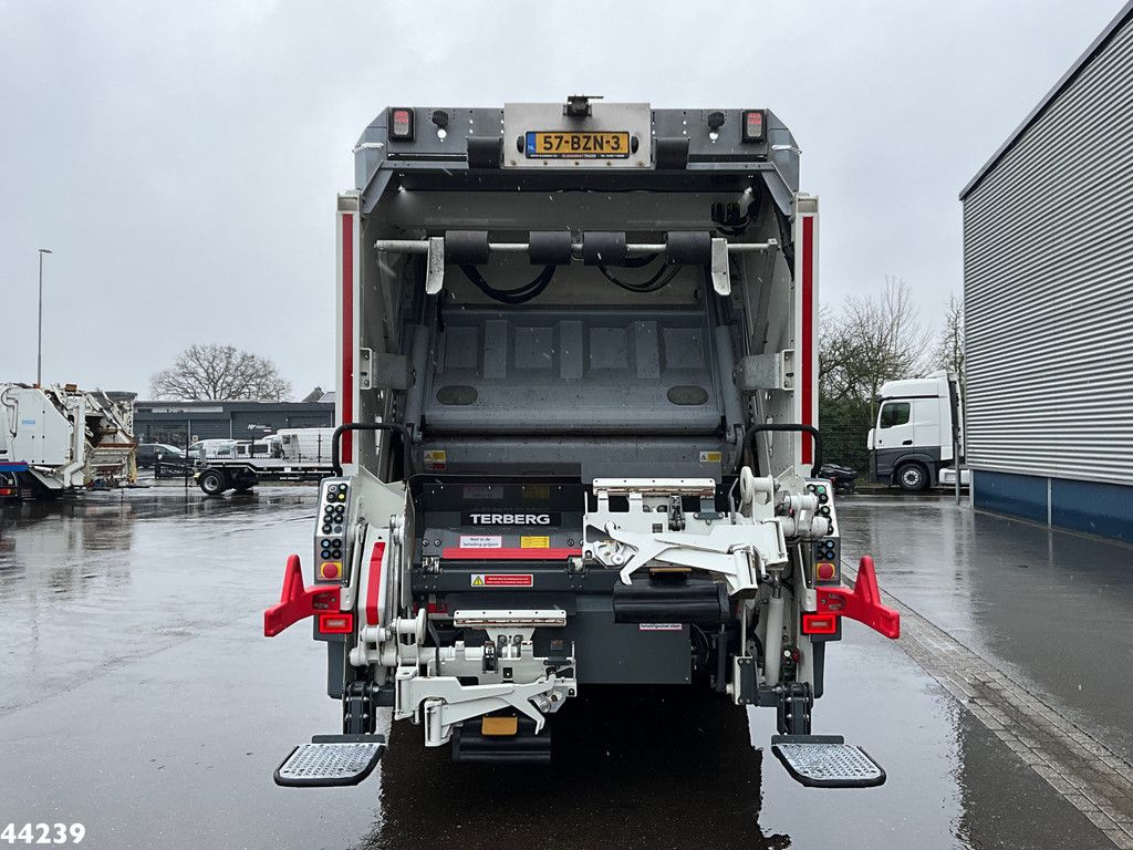 DAF FAG XD 300 Terberg Olympus 17m³