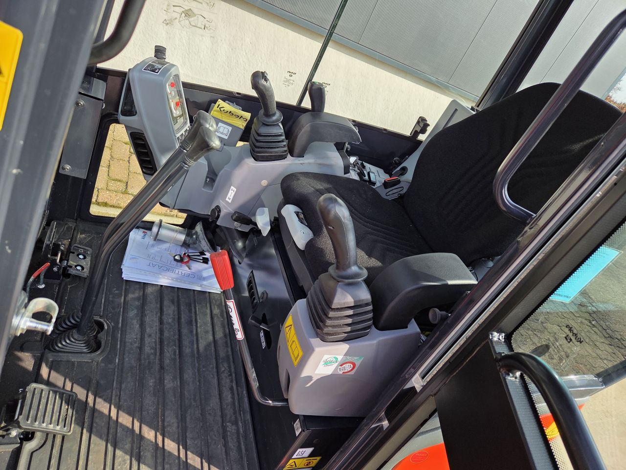 Kubota KX019-4 (2025) minigraver